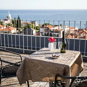 apt-downtown-2.madeira-islandshotels.com/