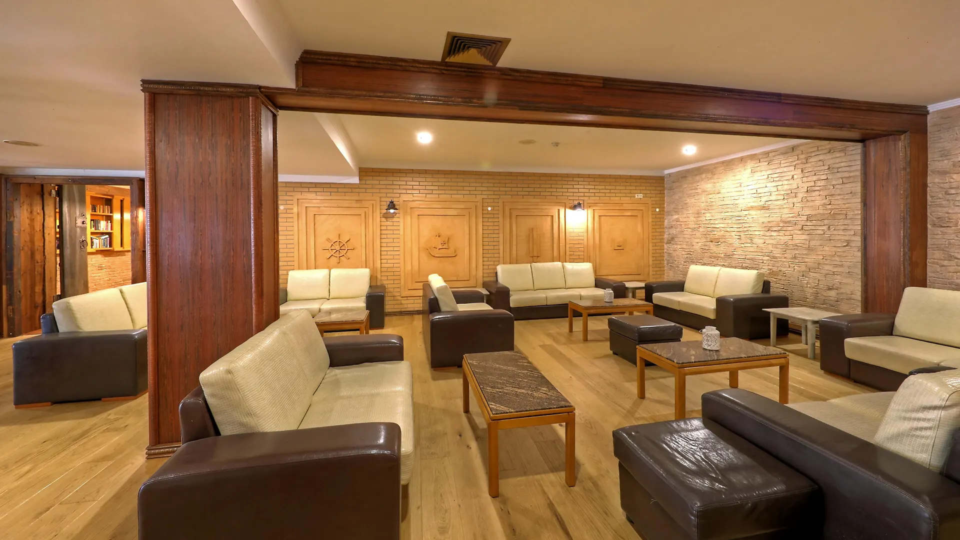 公寓式酒店 帕拉蒂姆阿拉基玛公寓式酒店 阿尔布费拉